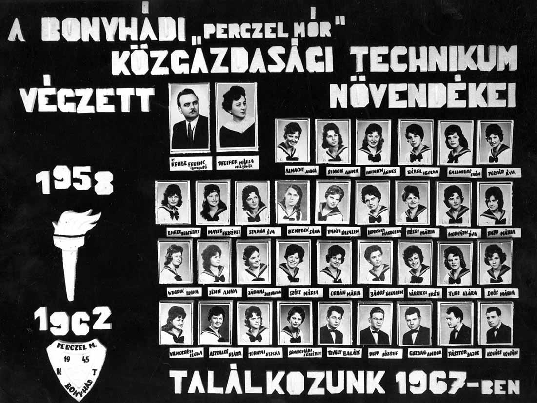 27 1961/62. tanév Diákok soronként: 1. sor: Almacht Anna, Simon Anna, Helmich Ágnes, Bábel Ibolya, Galambos Irén, Pozsár Éva; 2.