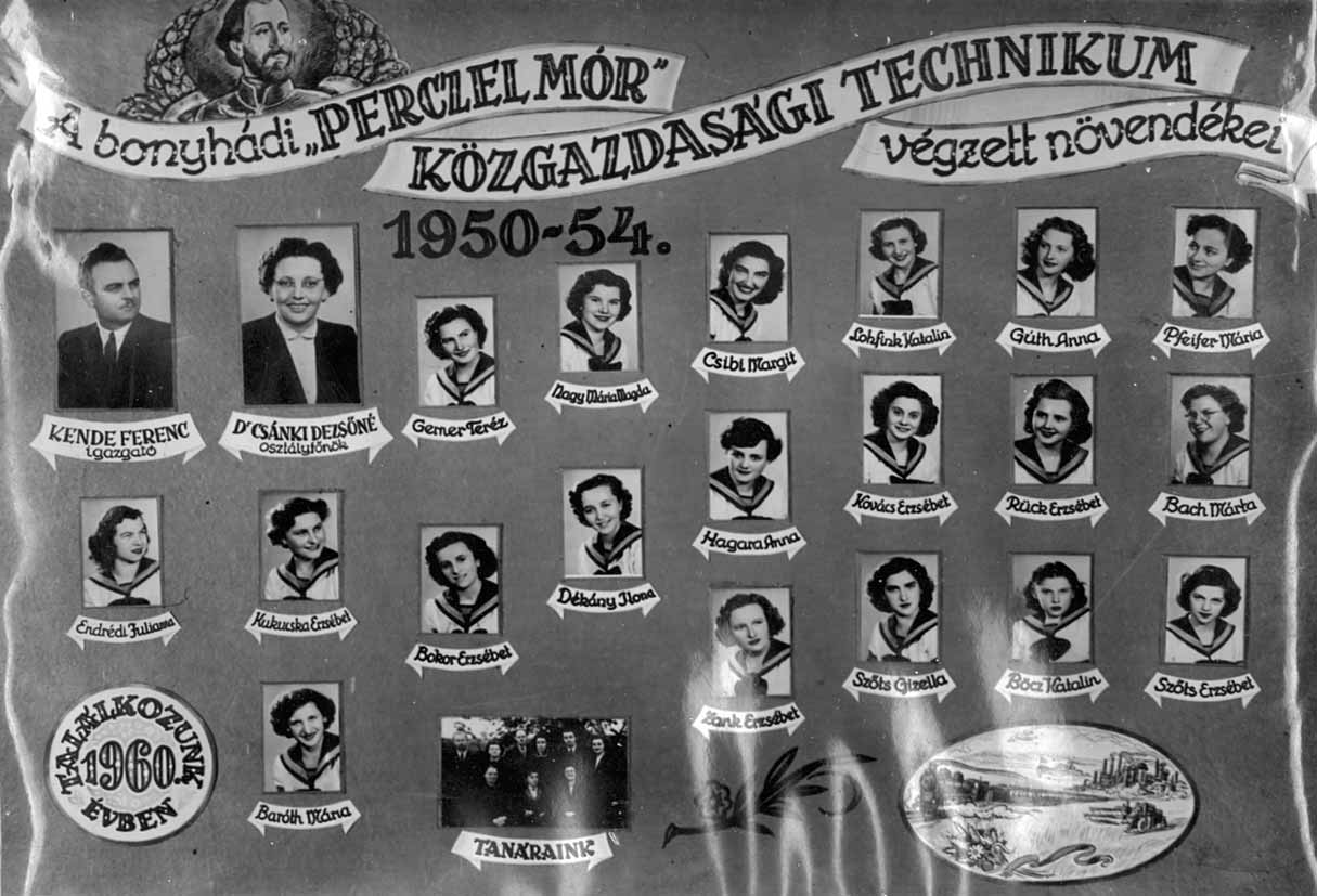 1950-1954 Tablók könyve 1953/54. tanév, IV. B Diákok soronként: 1. sor: Gerner Teréz, Nagy Mária Magda, Csibi Margit, Lohfink Katalin, Gúth Anna, Pfeifer Mária; 2.
