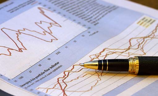 piacismeret Az Év Igatlaértékelôje 2004-be és 2006-ba 200 milliárd forityi értékelt igatlavagyo 2006-ba Több ezer igatlat tartalmazó adatbázis, kiterjedt kapcsolatredszer Professioal valuatio service