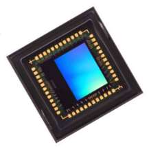 Technikai részletek Kamera Teljesen központos Hybrid video/still kamera (CMOS szenzor) Chip: