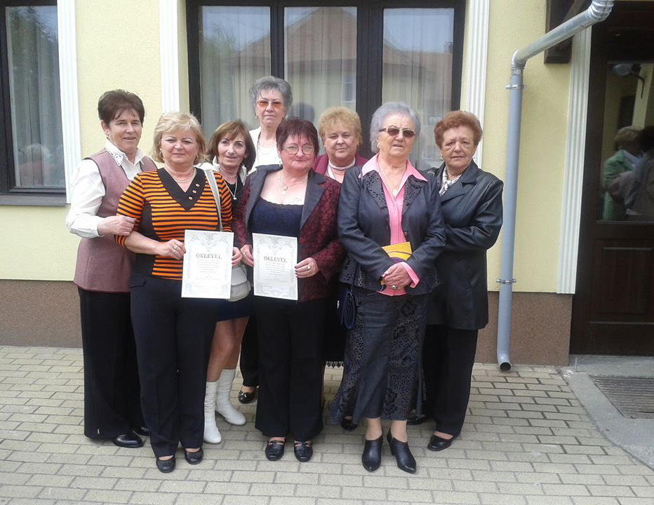 4. oldal Ki Mit Tud! Nagy sikerrel zárult április 18-án a Művelődési Házban rendezett megyei nyugdíjas KI MIT TUD.