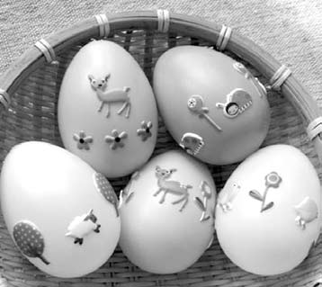 A tojásdekorálás az egyik legjobb húsvéti móka, mely nem csupán a fejlett kézügyességgel rendelkezők kiváltsága.