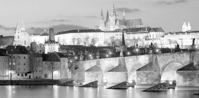 Prága Csehország fővárosa. Az ország központi részében helyezkedik el. Több mint ezer éves múltra tekint vissza, egy igazi történelmi műemlék, tele templomokkal, hidakkal, palotákkal.