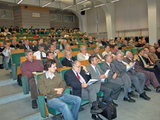 A konferencia előadói mények villámvédelmi kockázatkezelését. A négy rész közül talán ebben található a legtöbb újdonság.