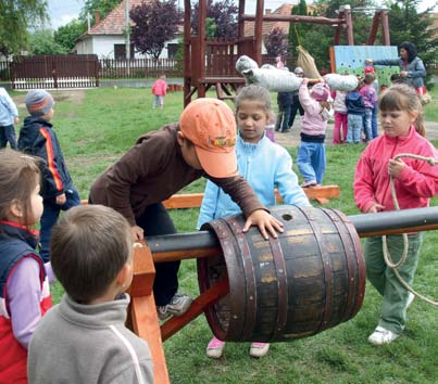 Nem mindennapi izgalmat okozott ez a röpke pillanat egy vidám, életteli gyermek életében.