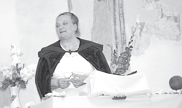 Acsádi Krónika Ács Ferencné búcsúprédikációja 3 Ács Ferencné lelkipásztor asszony július 28-án a tőle megszokott kedves, szívet-lelket melengető szavakkal búcsúzott a nyíracsádi gyülekezettől.