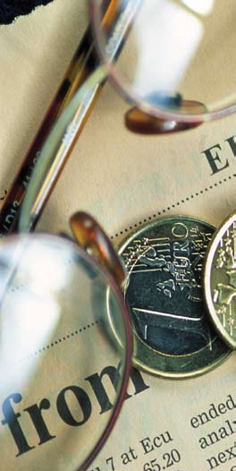 40 text by: Gábor Ács / photo: SAFA Investor Confidence MOL Eurobond Issue MOL has just launched the largest ever non-government sector corporate bond issue in Central Europe.