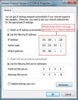 1 Csatlakoztassa a kamerát a hálózati Ethernet switch-hez,