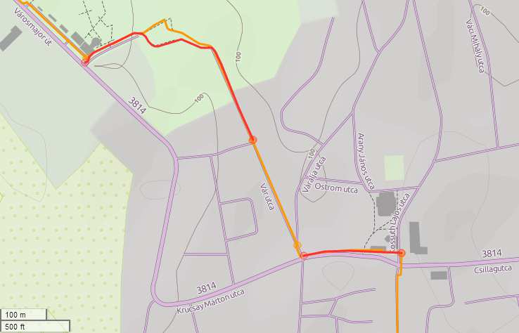 A javaslat szerint a templom előtt haladna el az út és egy parkon keresztül, érintve a Kisvárdai Várat folytatódna a jelzett út a Tescó felé.