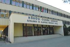 Szlovákiában sportolók Egyenlô esélyek A Nagykállói Önkormányzat, Középiskolai tudáscentrum a kistérség jövôéért címmel pályázatot nyújtott be az Észak-alföldi Regionális Fejlesztési Tanácshoz.