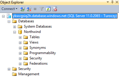 11. PaaS SQL szolgáltatások 11-14 ábra: Object Explorer Sikeres kapcsolódás Az Object Explorerből ahhoz hasonlóan kezelheted az adataidat, mint ahogyan azt az SQL Servernél megszoktad.