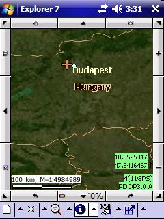 Automatikus GPS felismertetés Nyissa meg DigiTerra Explorer 6 program bal oldali ötödik felgördülő menüjét a felfele mutató kis háromszögre mutatva. A menüben mutasson a Sátusz menüpontra.