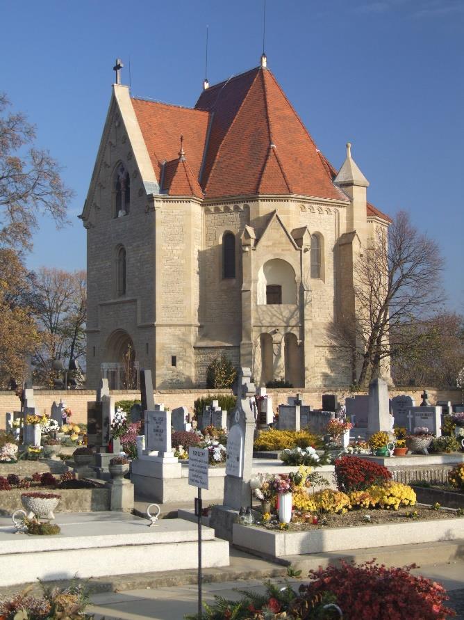 8. Bóly Bóly (németül Bohl, horvátul Bojaf) város, Mohácstól kb. 15 km-re nyugatra, Nagynyárád és Borjád szomszédságában.