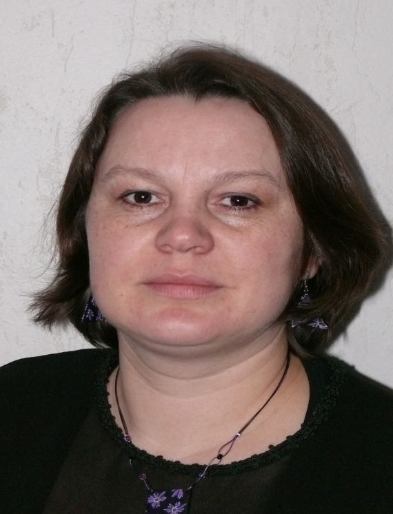 SZAKMAI ÖNÉLETRAJZ Személyes adatok Név (hivatalos okmány szerint): Dr. Kovács Réka Rozália Születési hely és dátum: Gyergyószentmiklós, 1977. október 28.