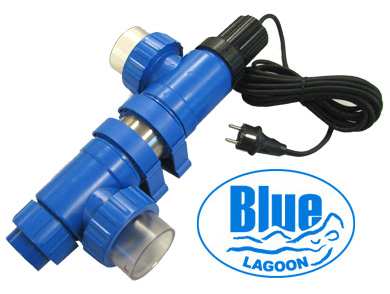 Blue Lagoon UV-C Spa 80%-kal kevesebb klór A Blue Lagoon UV-C Tech berendezésben egy speciális UV-C lámpa 253,7 nm-en gerjesztett sugárzása baktériumölı hatást eredményez.