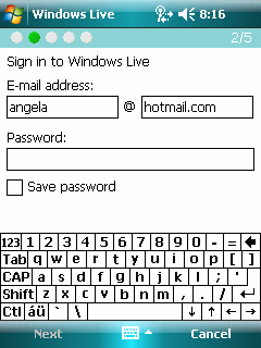 Belépés a Windows Live-ba 1. Érintse meg a Programs Messenger menüpontot a program megnyitásához. 2. Érintse meg a Sign in menüpontot a folytatáshoz.