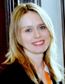 Az internetes kérdőíveken alapuló, teljes piacot átfogó felmérés eredményeit Komócsin Laura PCC, senior executive coach, a Business Coach Kft. ügyvezetője mutatta be a 2015.