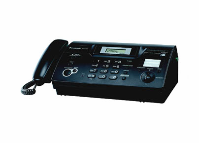 KX-FT936HG-B Hívófél azonosítás (lista az utolsó 20 bejövı hívás adatairól) Digitális kétirányú kihangosítás Választható magyar/angol nyelvő menürendszer és súgó funkció Digitális üzenetrögzítı (max.