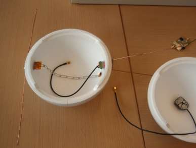 4. ábra A mérőrendszer antennája egy szimmetrikus táplálású dipól, amely széles sávban dolgozik: 43 86 MHz.