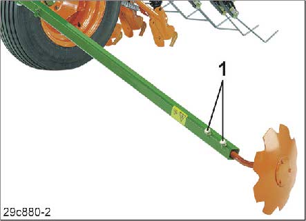 Beállítások 7. Lazítsa meg a két csavart (131/1 ábra). 8. Állítsa be a nyomjelző hosszát az "A" hosszúságra (lásd 133 táblázat, 108. oldalon). 9.