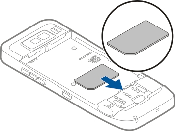 SIM-kártya, akkumulátor, töltés, memóriakártya Állítsunk össze mindent, és kezdjük el használni a Nokia E55 készüléket. A SIM-kártya és az akkumulátor behelyezése 1.