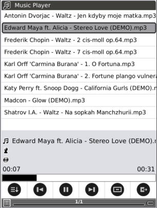 Zene A készülék az MP3 és WAV formátumokat támogatja.