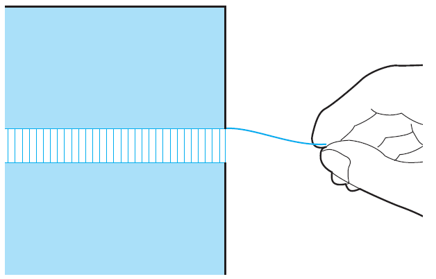 Húzzon ki több szálat az anyagból, hogy legyen egy kb. 3 mm-es nyitott darabja.