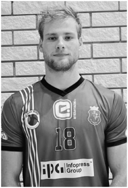 Kiállítások: 16, illetve 20 perc + 2 perc kizárás. Hétméteresek: 2/0, illetve 6/5.