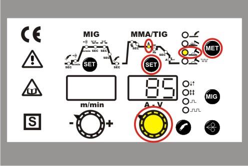 Az elektróda tartása hegesztés során: o o 45 +70 45 o A hegesztendő munkadarab előkészítése: A 4. táblázatban vannak az értékek az anyag elkészítéséhez. A méreteket a 23. ábra szerint határozza meg.