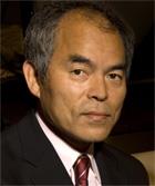 2014. évi fizikai Nobel díj, 1/3 Shuji Nakamura Született: 1954, Ikata, Japan Jelenleg az University of California, Santa Barbara, CA, USA-ban dolgozik Az 1980-as évek végén és az 1990-es évek elején