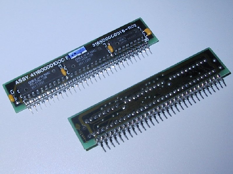 Memóriák központi memória DIP (Dual Inline Package) Pl.
