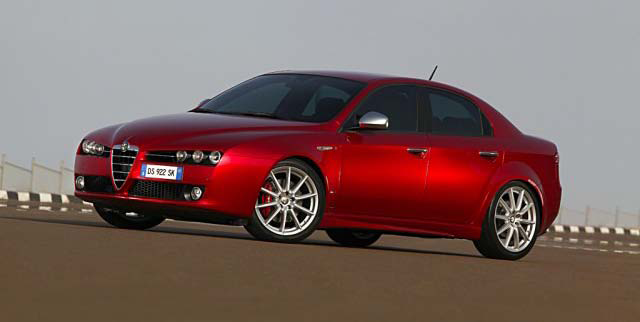 Alfa Romeo 159 árlista Árlista érvényes: 2012 január 1től visszavonásig Motor Felszereltség Ajtók Karosszéria Váltó Kód Üzemanyag Nettó ár Regisztrációs adó Bruttó ár, regisztrációs adóval és ÁFAval