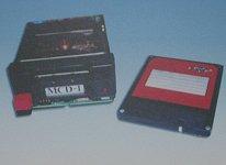 MÉRFÖLDKÖVEK A MAGYAR INFORMATIKA TÖRTÉNETÉBEN BRG JÁNOSI MARCELL 1974-ben Jánosi Marcell - a BRG fejlesztési igazgatója - szabadalmat adott be egy kazettás floppy lemezre, amiből a BRG csak nagyon