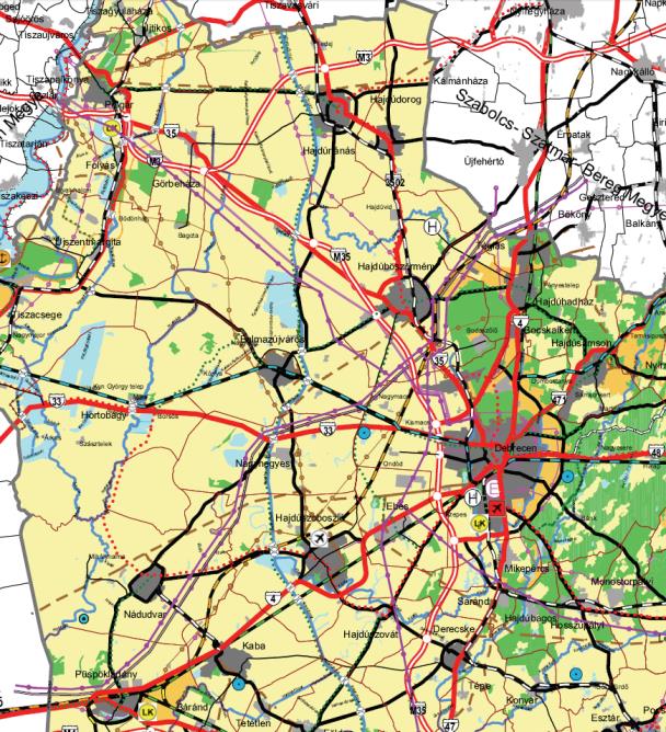 HELYZETFELTÁRÓ - HELYZETELEMZŐ - HELYZETÉRTÉKELŐ MUNKARÉSZEK 145 36. térkép: Balmazújváros városkörnyéki közúthálózata Városi közúthálózat Forrás: megyei t.r.terv, 2015 A város úthálózata meglehetősen szabályos.