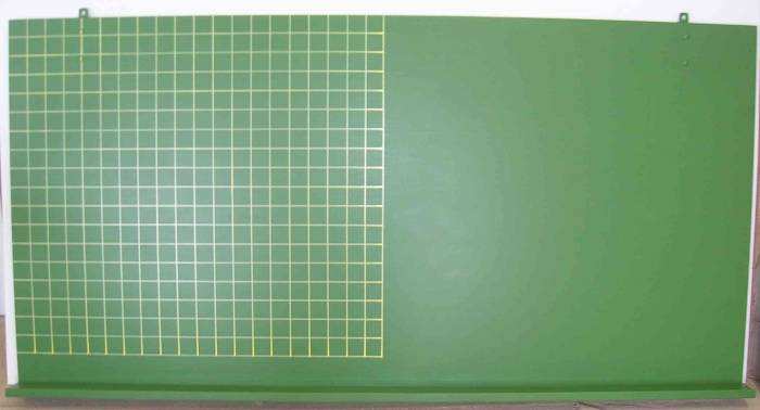 1011. Akasztható falitábla 100x200 cm-es, zöld szín, sima (a képen vonalazás is szerepel a