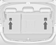 Ülések, biztonsági rendszerek 59 ISOFIX gyermekülések A gyermekülések rögzítésére szolgáló Top-tether rögzítőszemeket a : szimbólum jelzi.