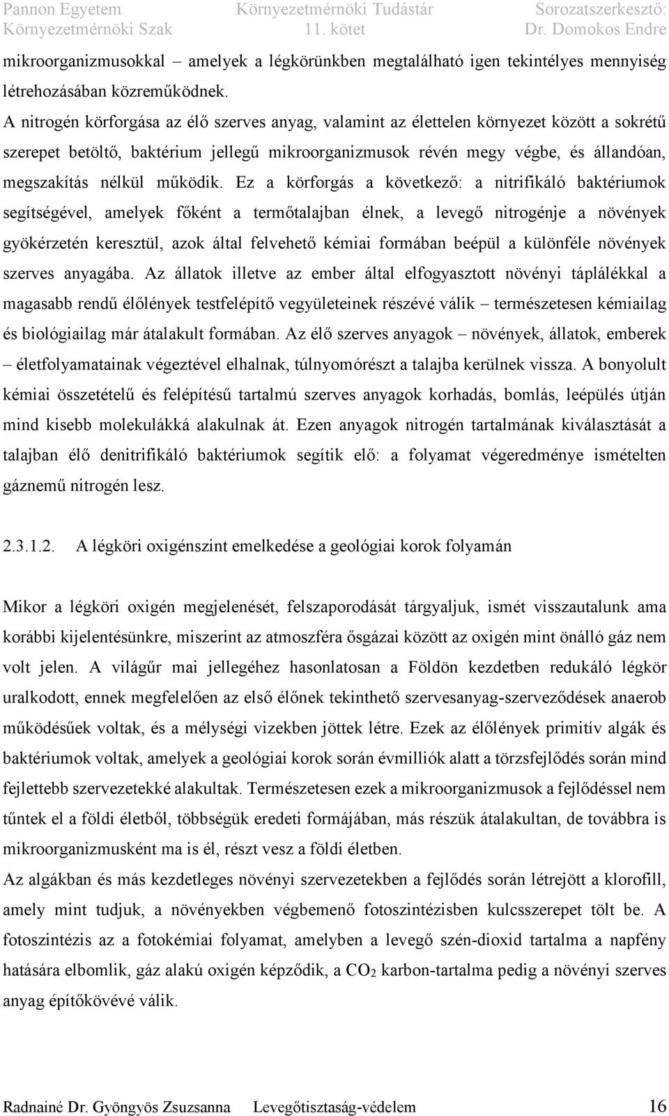 működik.
