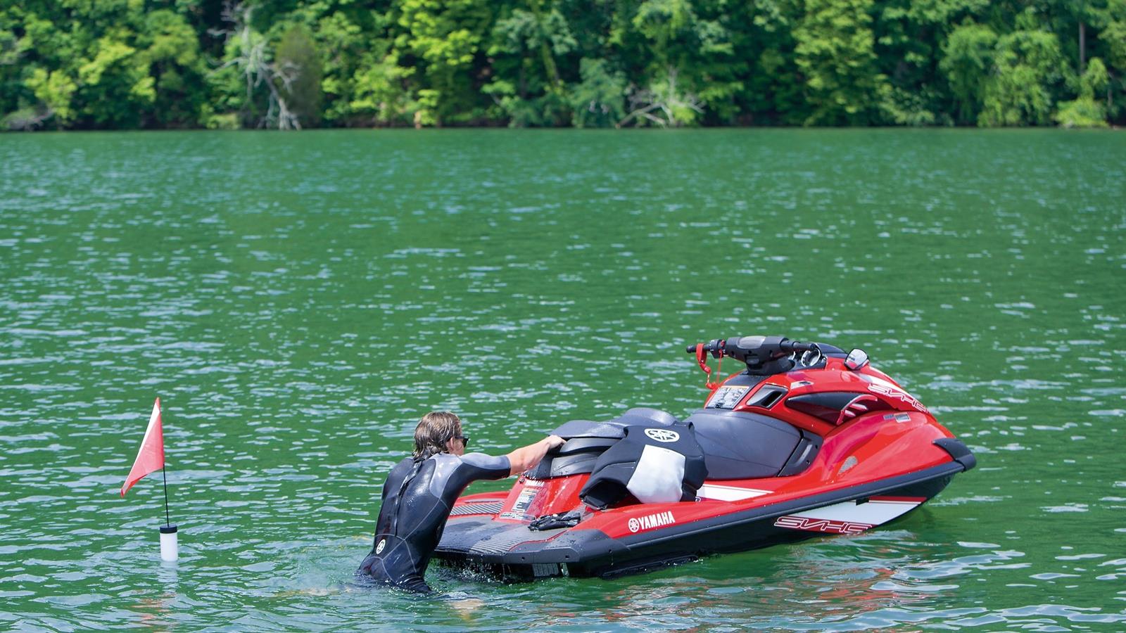 Világszerte megbízható vízijárműtechnológia A WaveRunner jelenlegi változata világszerte hírnévnek örvend megbízhatóságának és a hosszú évek során nyújtott kiváló teljesítményének köszönheten a