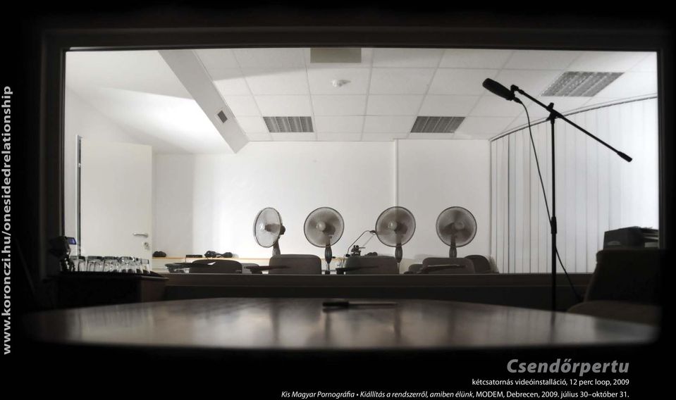 videóinstalláció, 12 perc loop, 2009 Kis Magyar
