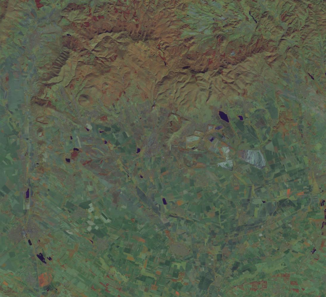 FELSZÍNBORÍTÁS Landsat-7 ETM+ 2000. október 23. 2001. február 1.