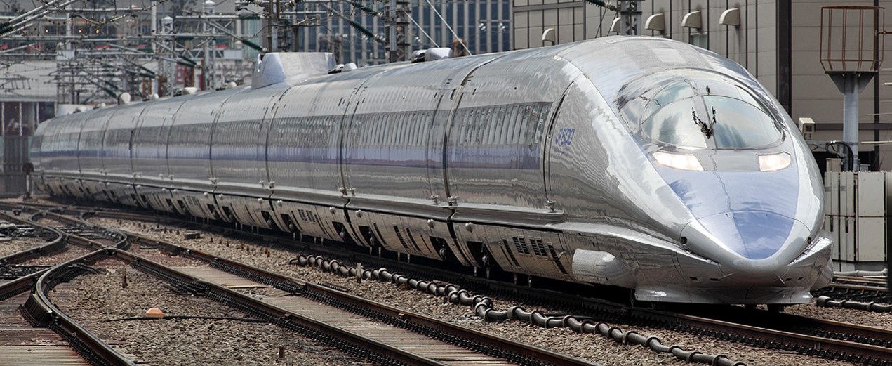 SPECIFIKÁCIÓ Folyamatos dinamikus tengelysúly-mérés (digitális) 200 km/h sebességig Hőmérsékleti tartomány: 40 C és +80 C Mérési tartomány: 40 tonna tengelyterhelés A súlymérés pontossága: ±3%