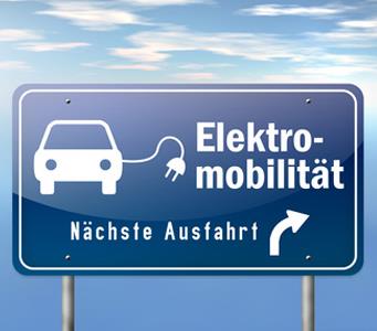 AZ E-MOBILITÁS FŐ KÉRDÉSEI A mobilitásban váltás lesz, de MIKOR?