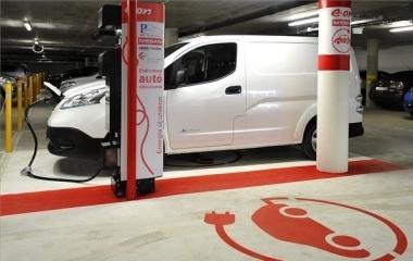 3. Haszonjárművek Hazai példák A DKV Nissan e-nv200 elektromos műhelykocsija
