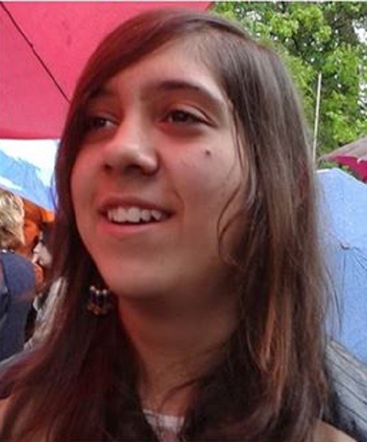 Zsolti Eltűnt egy cukorbeteg kislány! Bubapesten a Heim Pál gyerekkórház toxikológiai osztályáról eltűnt: Szénási Rebeka Julianna 12-éves kislány, súlyos cukorbeteg.