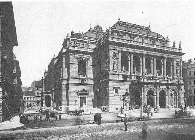 8. A feladat a dualizmus korának építészetéhez és technikai újdonságaihoz kapcsolódik. (E/4) (Elemenként 0,5 pont.