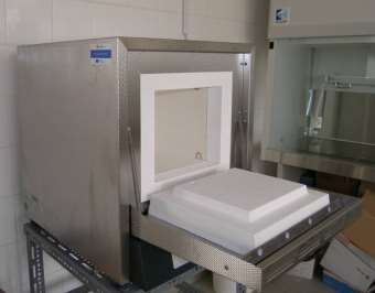 Figure 11. variomax CNS elemental analyser The Nabertherm L24/11 B18 chamber furnace (Fig.