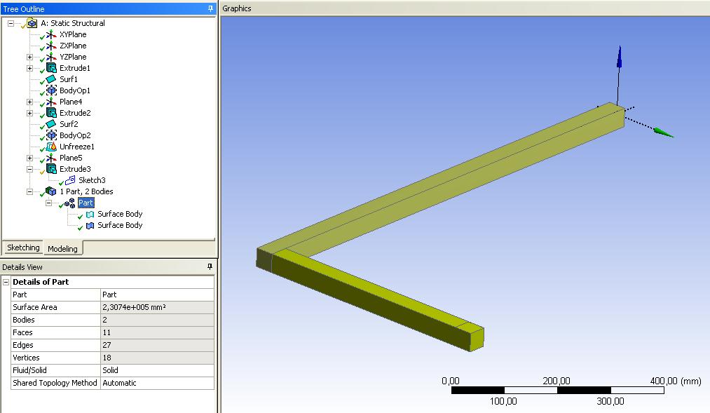 A modellfán külön-külön a Part-ra és a db Surface Body-ra kattintva le lehet olvasni a geometriai jellemzőket baloldalt alul.