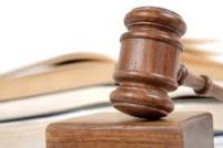 A belső & külső környezet befolyásoló elemei A szervezet belső folyamatai A szervezeten belüli szabályozás A szervezeti stratégia Érdekképviseletek, szakszervezetek