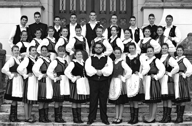 XII. C OSZTÁLY természettudományok OSZTÁLYFŐNÖK: DEMETER ISTVÁN HUNOR Adorján Márta 9, 33 Csíkszereda Antal Tímea 9, 10 Csíkdánfalva Balló Noémi 9, 03 Csíkszereda Barabás Laura Edit 9, 50
