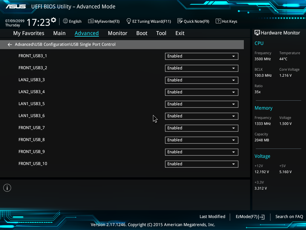 Az USB-portok konfigurálása a BIOS segítségével Az elüső és hátsó USB 2.0-s és USB 3.0-s csatlakozókat külön-külön engedélyezheti, illetve letilthatja a BIOS beállítások között.